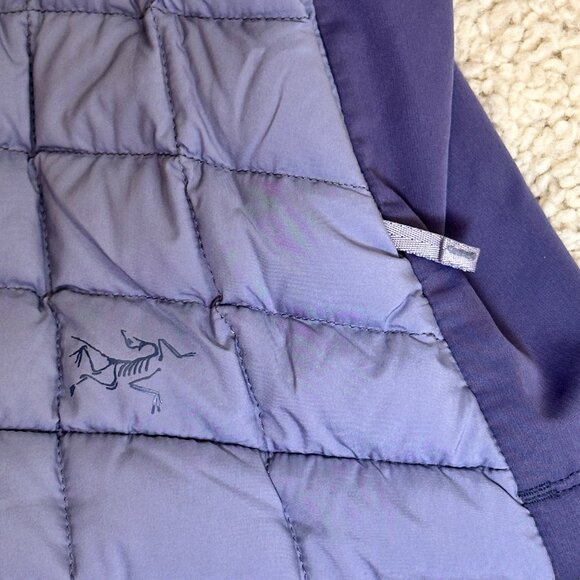 Arc’teryx Women’s Atom LT Insulated Hooded Vest Purple XS Technical Outerwear - Picture 9 of 13